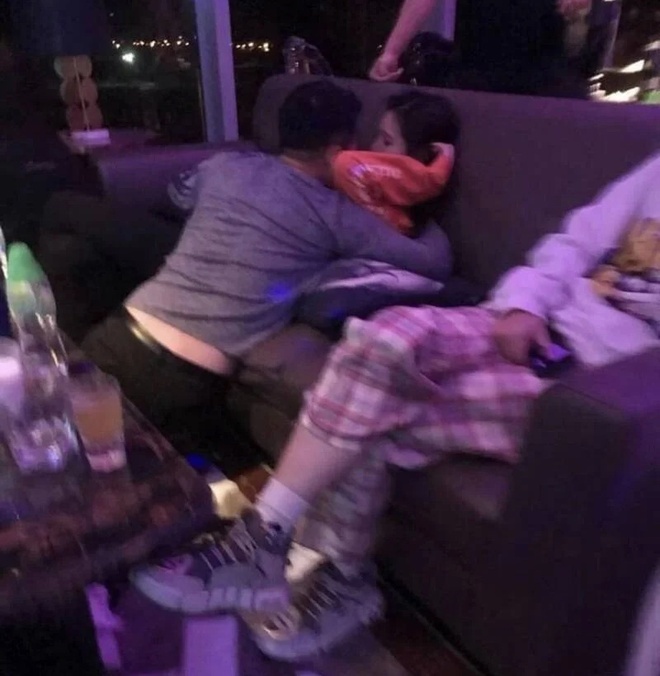 Uông Tiểu Phi bị lộ chuyện ngoại tình khi vẫn còn là chồng của Từ Hy Viên.