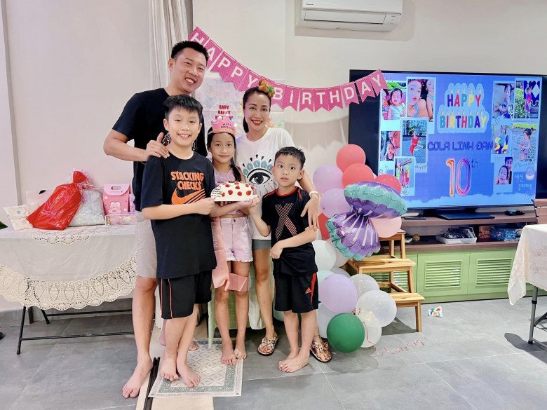 Sao Việt 24h: Thanh Lam đầy tình cảm trong đám cưới con trai riêng của chồng, Phượng Chanel cũng xuất hiện - 11