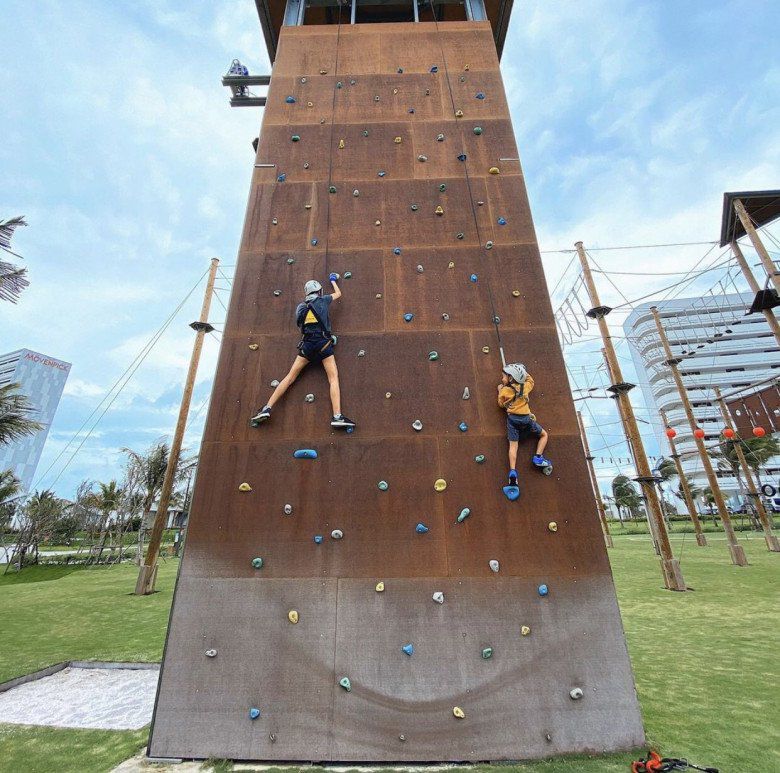 Chloe Nguyễn được bố mẹ khuyến khích chơi nhiều môn thể thao từ nhỏ.