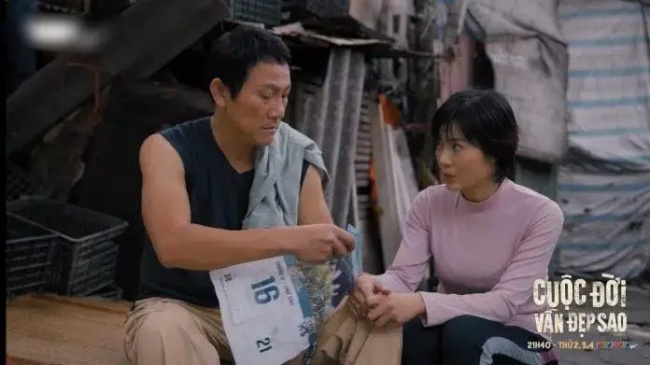 Cặp đôi mới nổi của VTV: Lệch tận 20 tuổi, khán giả còn mong nam chính say rượu amp;#34;làm cànamp;#34; - 9