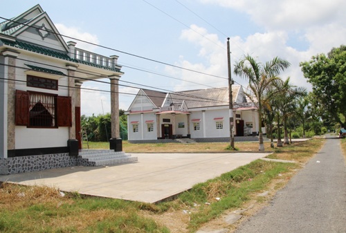 Làng đại gia giàu nức tiếng ở miền Tây nhờ cánh đồng chó ngáp: Biệt thự ...