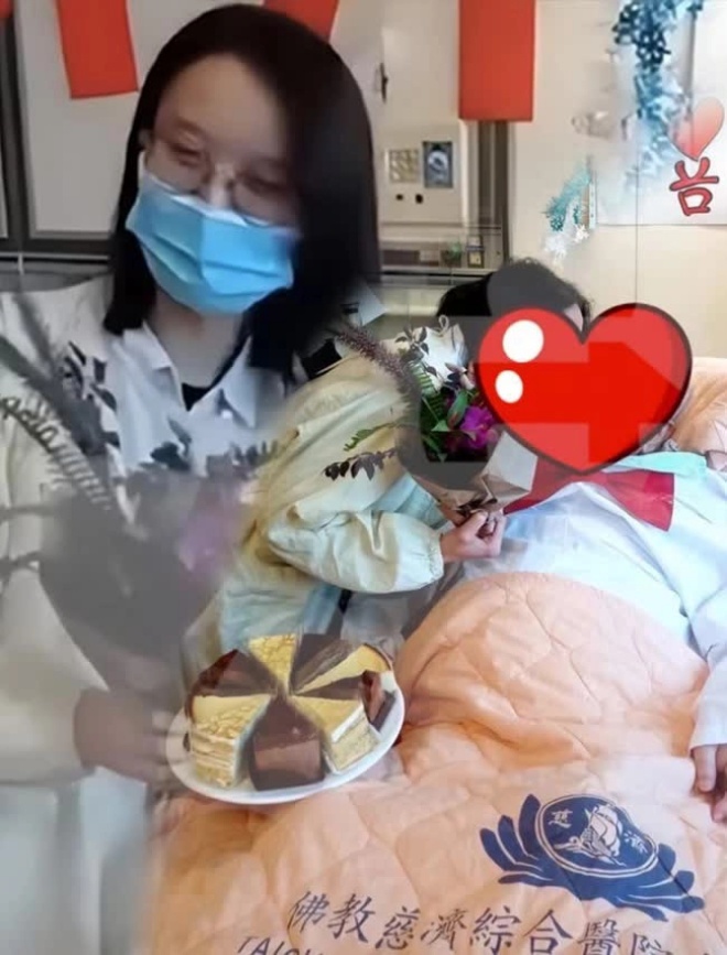Lý Khôn Thành và Lâm Tĩnh Ân kết hôn nhanh chóng trong bệnh viện.