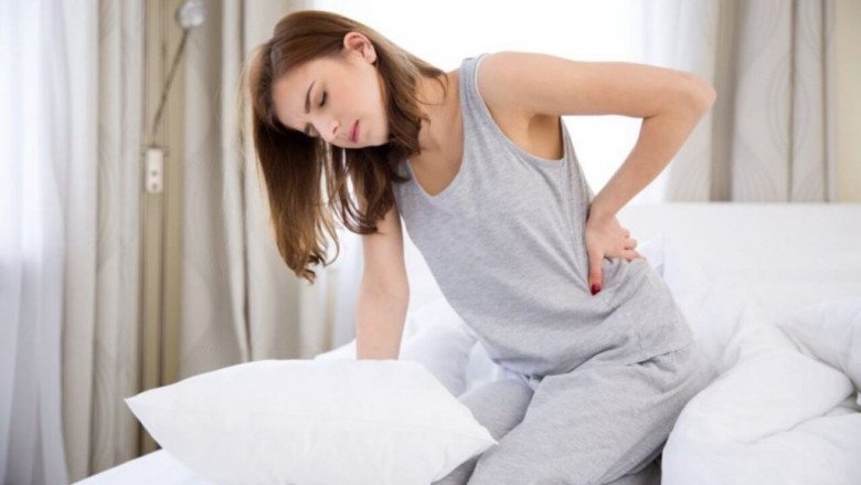 Mẹ bầu thường xuyên cảm thấy mệt mỏi nên nhờ chồng đưa đi khám nhưng anh lại thấy phiền vì việc này. (Ảnh minh họa)