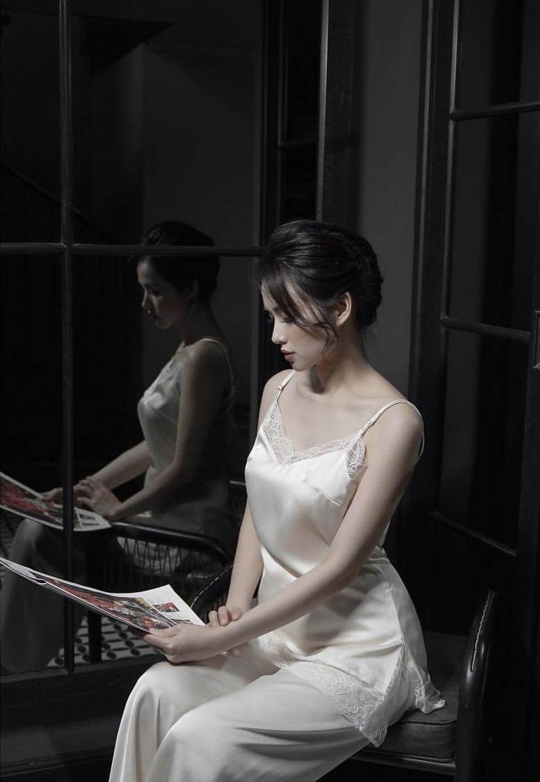 Top sao mặc đẹp tuần qua: Elly Trần - Song Hye Kyo đẹp ngất ngây với váy  sexy