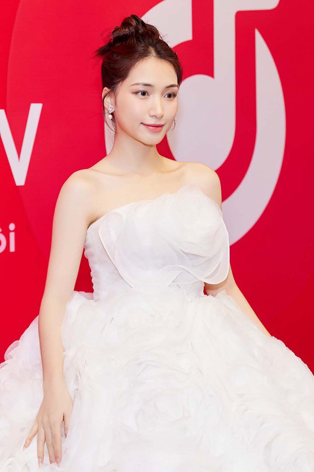 Sao Việt 24h: Con gái Phạm Quỳnh Anh amp;#34;gây choángamp;#34; vì vóc dáng hiện tại, buộc mẹ ruột phải thay đổi cách xưng hô - 8