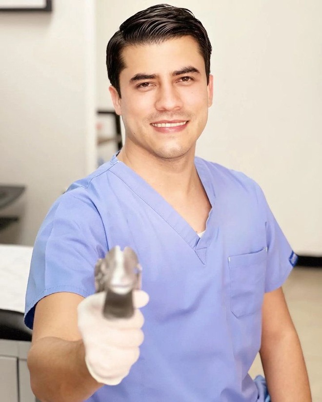 Người phụ nữ có cảm giác lạ thường ở vùng nhạy cảm, đi khám bác sĩ ngỡ ngàng khi lấy ra thứ không tưởng - 2