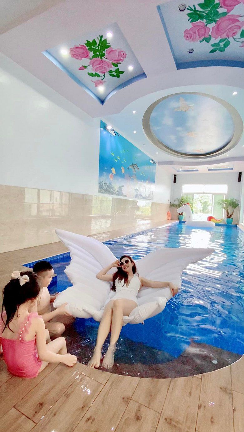 View - Hậu biến mất khỏi mạng xã hội, cuộc sống Vy Oanh giờ không còn hào nhoáng như bà hoàng