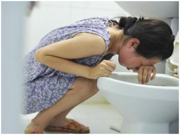 Mẹ bầu chia sẻ chứng bệnh nhiều thai phụ mắc phải khiến cô nôn 20 lần mỗi ngày, sụt gần 6kg