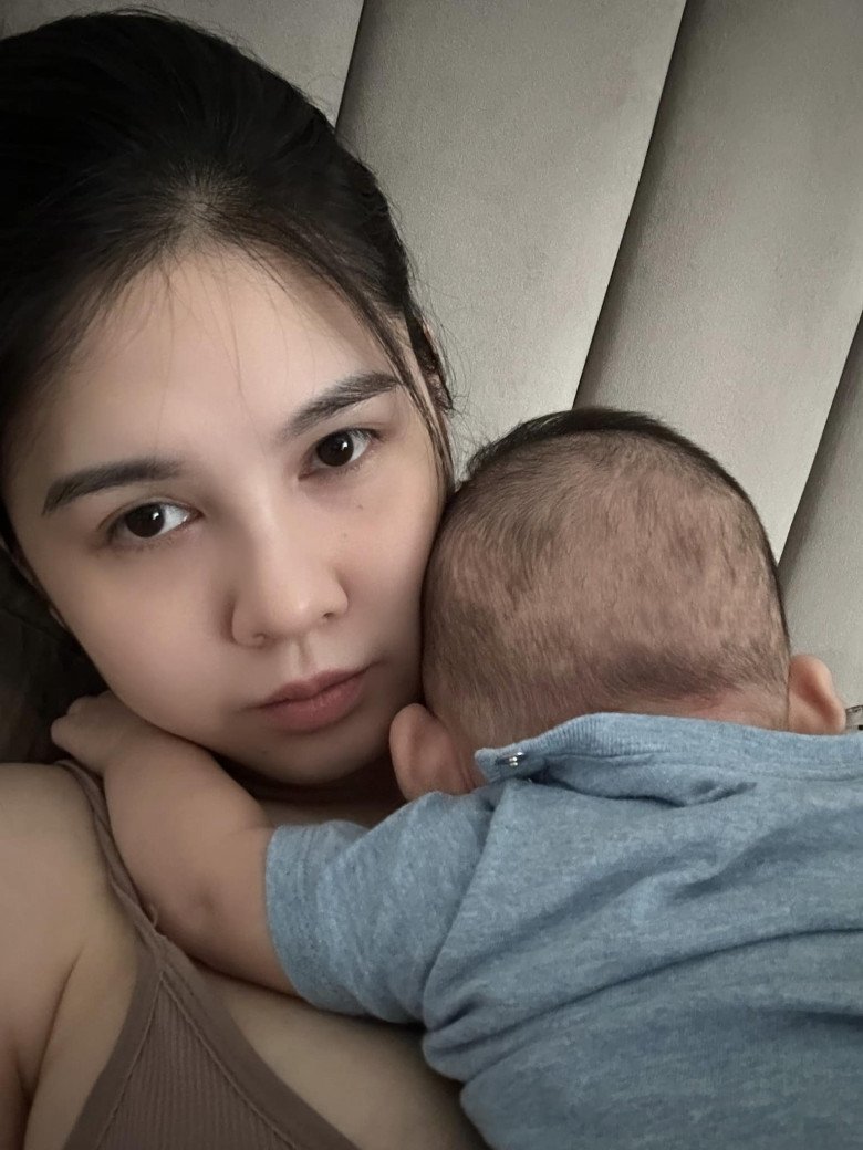 Hoa hậu nghèo nhất Việt Nam Đỗ Mỹ Linh bế một bé trai rất tinh tế, ra dáng mẹ bỉm hào môn - 14