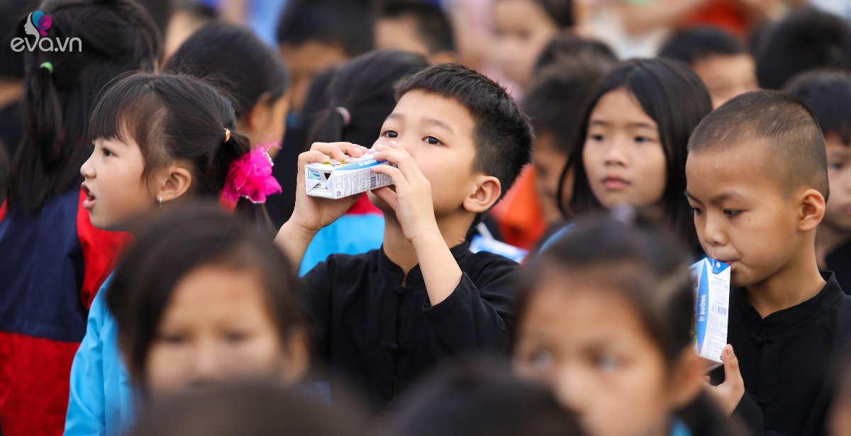 Năm 2023, sẽ có 17.000 trẻ em tại 15 tỉnh thành được Vinamilk hỗ trợ uống sữa hoàn toàn miễn phí - 5