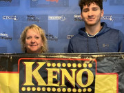 Tin tức - Hai mẹ con trúng số độc đắc 3 lần trong 3 tuần, tiết lộ lý do không dám mua lần nữa