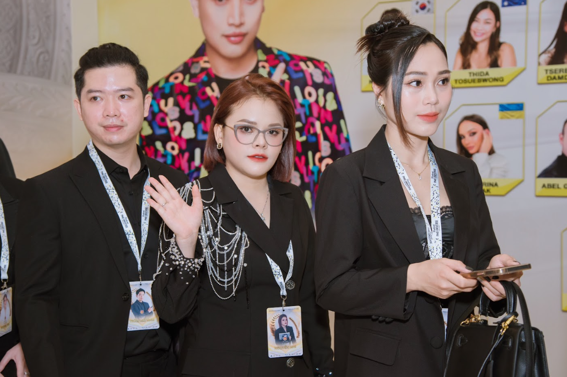 Cô giáo Nguyễn Nhi chuẩn mực và chuyên nghiệp với vai trò giám khảo tại Festival PMU Universe Awards 2023 - 3