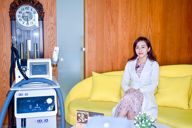 Phòng khám bác sĩ Phạm Thúy An cập nhật công nghệ Laser Quanta 585 trong việc điều trị giãn mao mạch - 3