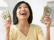 Bà bầu - Gái ế gật đầu cưới bừa anh bảo vệ, tân hôn mới biết vớ được vàng mười, vợ chồng hoa mắt đếm tiền