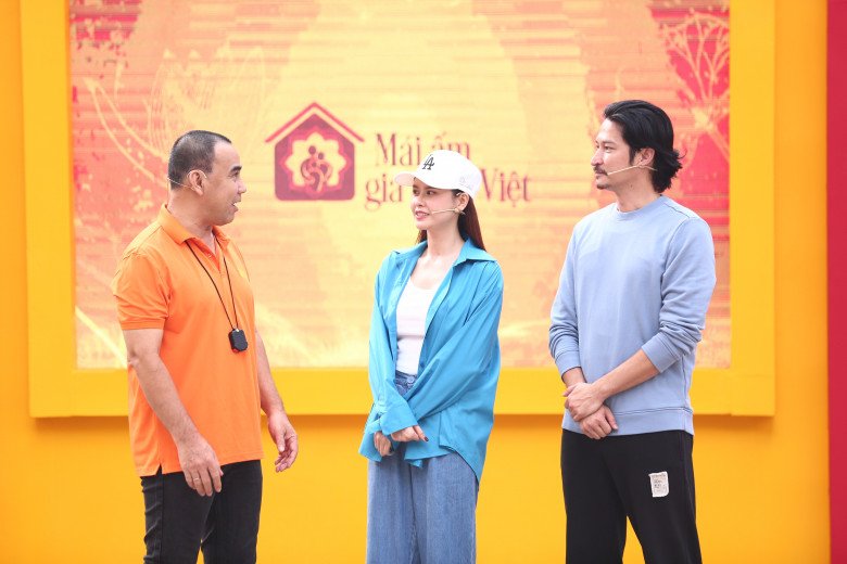 Trương Quỳnh Anh xuất hiện trên sóng truyền hình bên Quyền Linh, Huy Khánh.