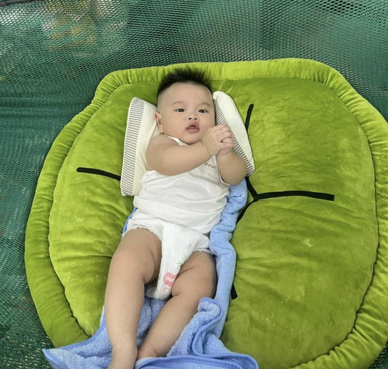Con trai 8 tháng, Lê Dương Bảo Lâm nhắn con dâu: Mọi thứ ba mẹ chồng lo hết, sang tên sản nghiệp khủng - 5
