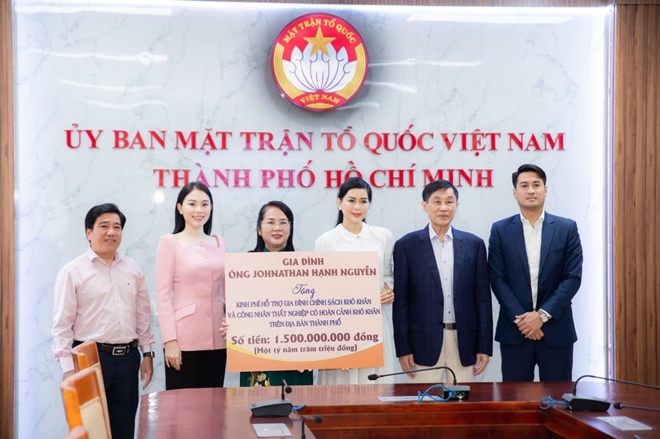 Sao Việt 24h: amp;#34;Nàng dâu nghìn tỷamp;#34; Linh Rin đọ sắc với mẹ chồng hào môn, hủy đám cưới ở Việt Nam - 2