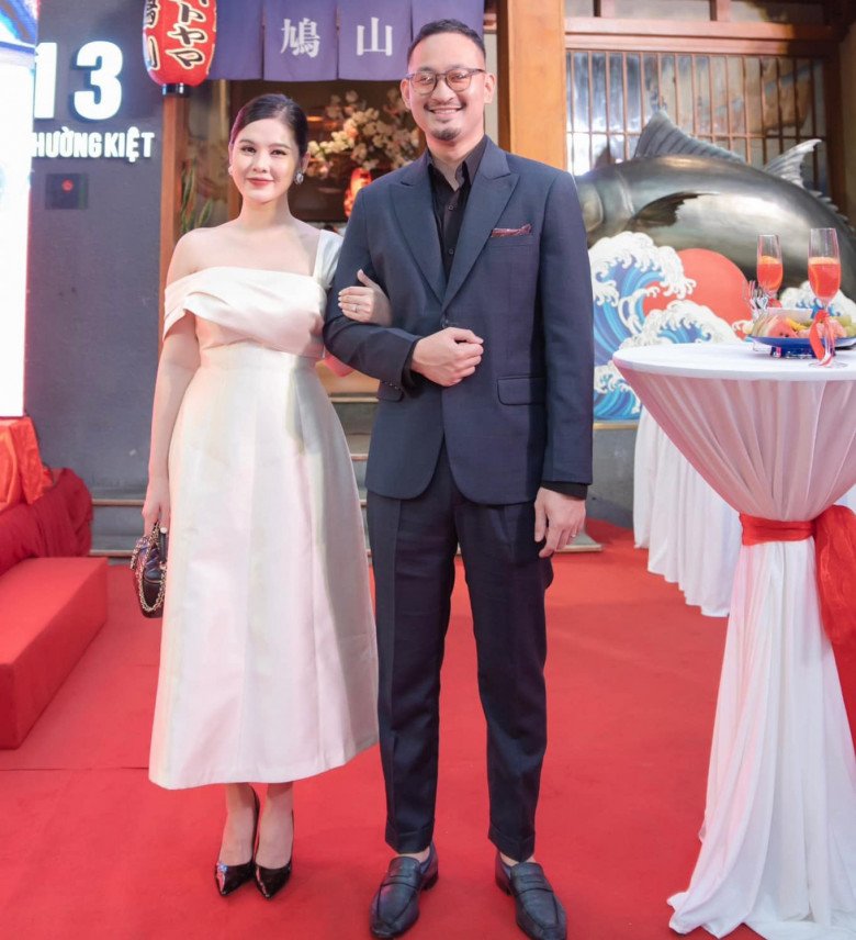 MC đi nhầm sân golf lấy chồng đại gia bầu không biết xấu, sinh con xong được khuyên đẻ thêm vì đẹp mỹ mãn - 10