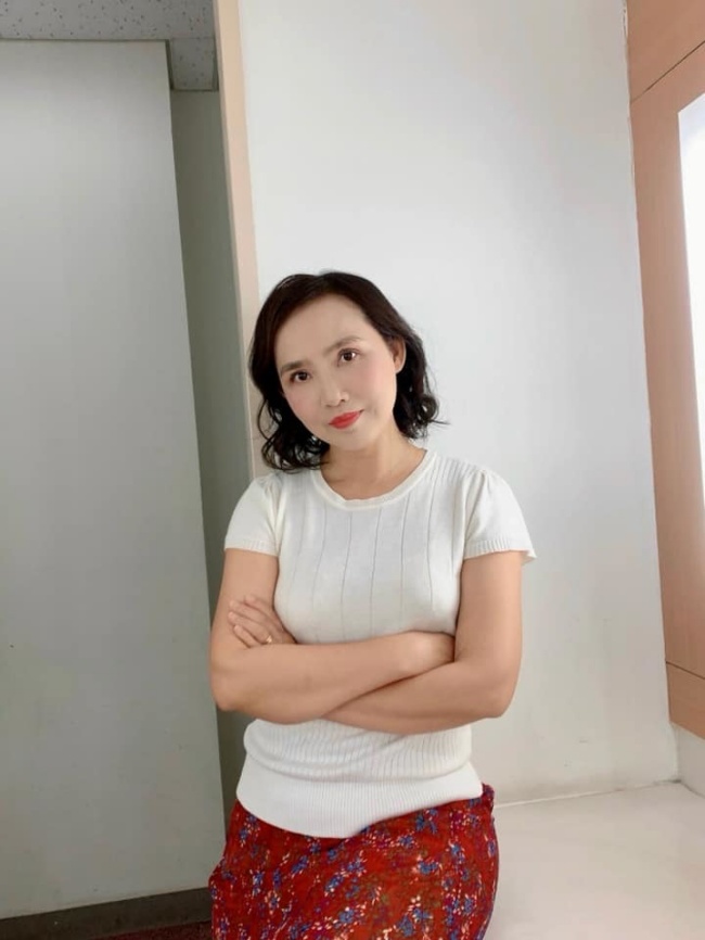 Chủ sạp hoa quả amp;#34;màu mèamp;#34; nhất sóng giờ vàng: Đậu một lúc 3 trường, chồng kỹ sư không để vợ phải lo toan - 12