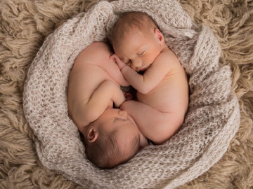 Những điều kỳ lạ về các cặp sinh đôi, số 11 không phải ai cũng biết