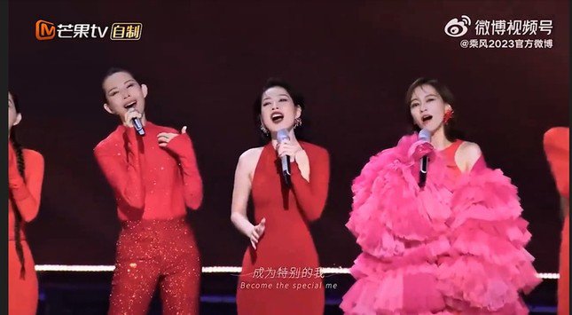 Tranh cãi Chi Pu được nhà đài Trung Quốc ưu ái - 4