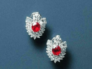 Eva tám - Trắc nghiệm tâm lý: Bạn thấy đôi khuyên tai đá quý nào sang chảnh nhất?