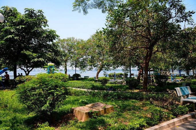 Nền nhiệt thấp từ 27 đến 29 độ, nhiệt độ cao nhất từ 36 đến 38 độ, có nơi trên 39 độ.