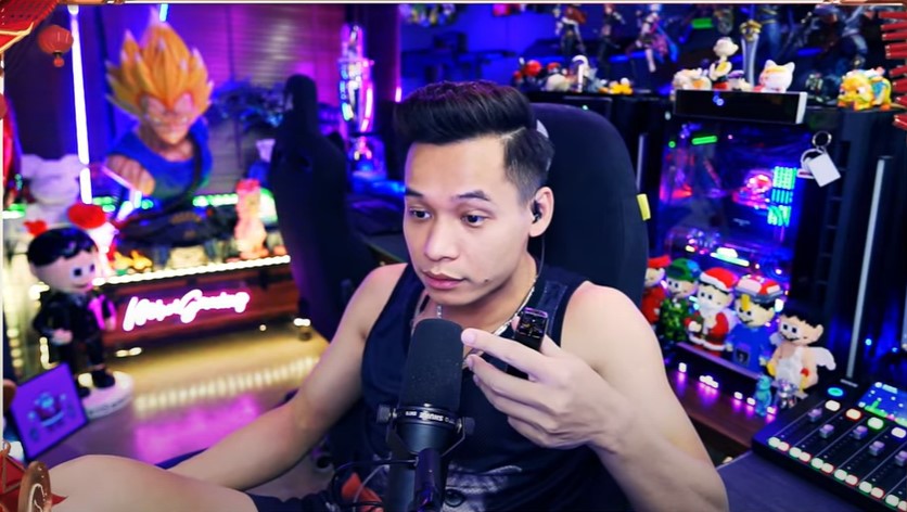 Độ Mixi có nhiều fan nhỏ tuổi theo dõi các livestream