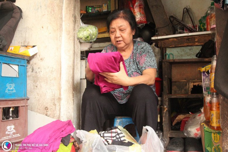 Nữ giảng viên đại học một mình gồng gánh gia đình, ở trong ngôi nhà 4 mét vuông giữa lòng Hà Nội - 10