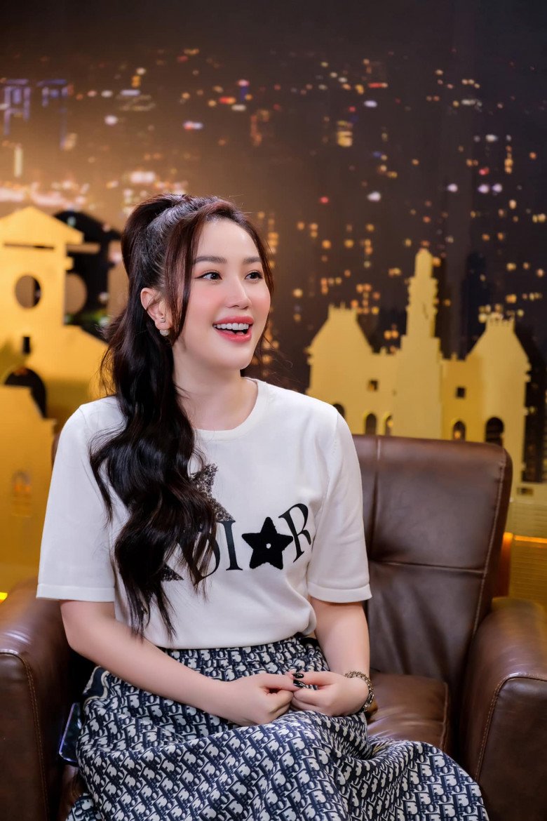 Bảo Thy tự nhận là một người hướng nội.
