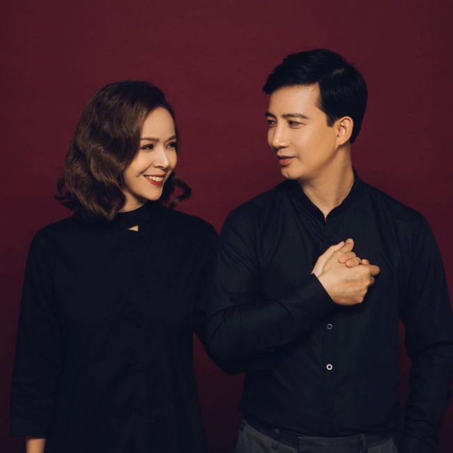 Cặp đôi amp;#34;lệch phaamp;#34; của VTV: Chồng xem tivi mới được thấy vợ mặc váy ngủ, amp;#34;há hốc mồmamp;#34; khi nhìn con thứ 2 - 9