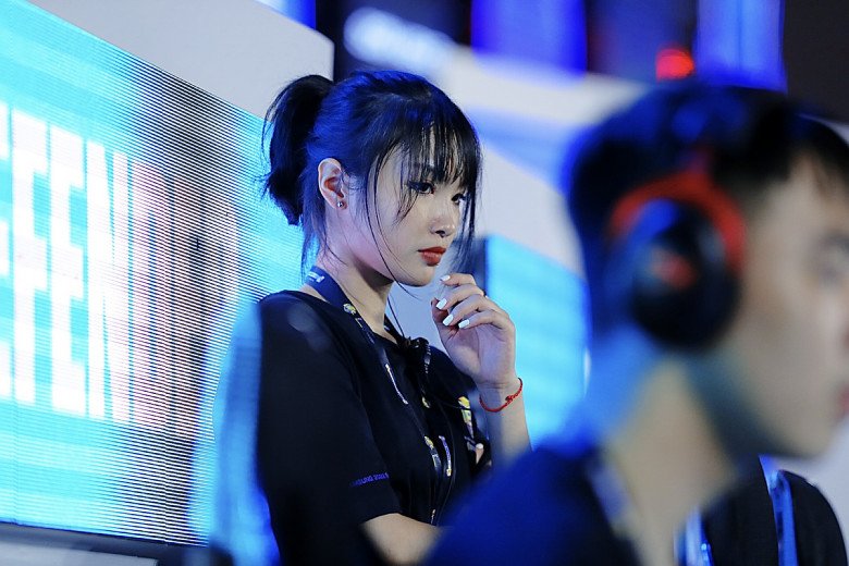 Hotgirl Wushu Đặng Tiểu Bình tỏa sáng tại SEA Games ở vai trò mới, nhan sắc không phải amp;#34;vũ khíamp;#34; tối thượng - 7