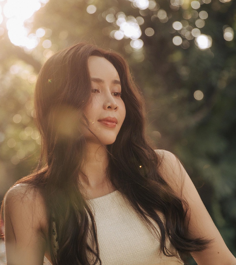 Từ khi chồng Lưu Hương Giang là nhạc sĩ Hồ Hoài Anh vướng vào scandal 'chấn động' tại Tây Ban Nha hồi tháng 6/2022, cô trở nên lặng lẽ, gần như 'biến mất' khỏi showbiz.
