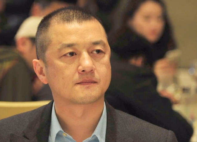 Lý Á Bằng khốn khổ vì vỡ nợ.