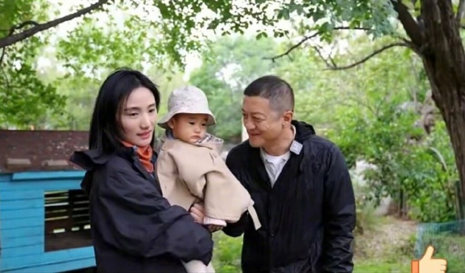 Lý Á Bằng lo lắng vì vợ con có thể sống cảnh vô gia cư.