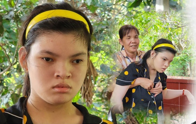 Thanh Tuyền buồn rầu khi nghĩ đến cha.