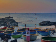 Xem ăn chơi - Mê đi đảo, Lý Sơn không làm nữ du khách thất vọng vì cảnh đẹp, nước trong xanh...