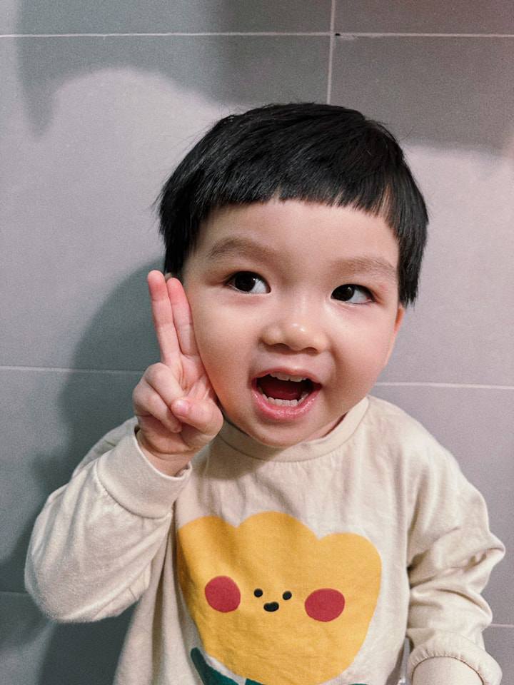 amp;#34;MC mát tay nhất VTVamp;#34; có cuộc hôn nhân kỳ lạ với vợ nhiếp ảnh gia, cậu con trai cute hút 10.000 người theo dõi - 18