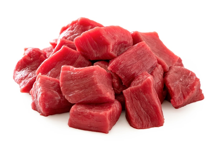 Nhìn chung, một miếng thịt bò tươi ngon thường có màu hồng đỏ hoặc đỏ sẫm tự nhiên.
