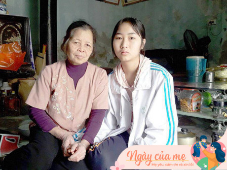 Gặp gỡ cô bé bị cha mẹ bỏ rơi, được người trông trẻ nhận nuôi suốt 20 năm: “Bà là mẹ, là tất cả cuộc đời em”