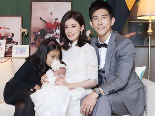 Giả Tịnh Văn sinh con gái cho Tu Kiệt Khải.