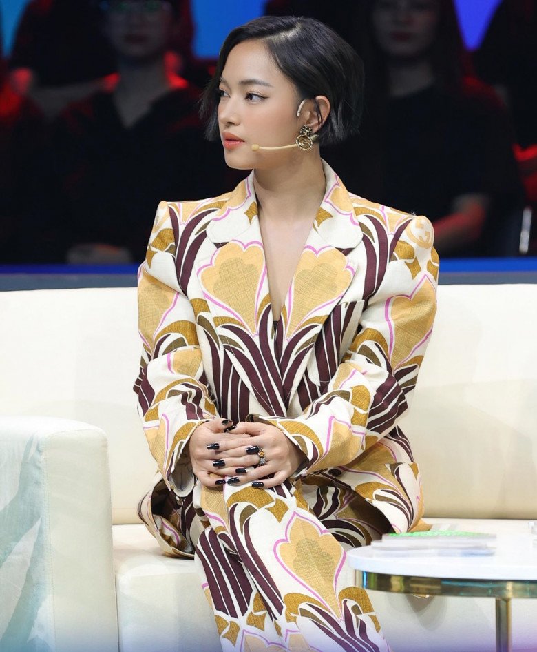 “Người thương” của Binz – Châu Bùi lần đầu ghế cố vấn Người Ấy Là Ai.