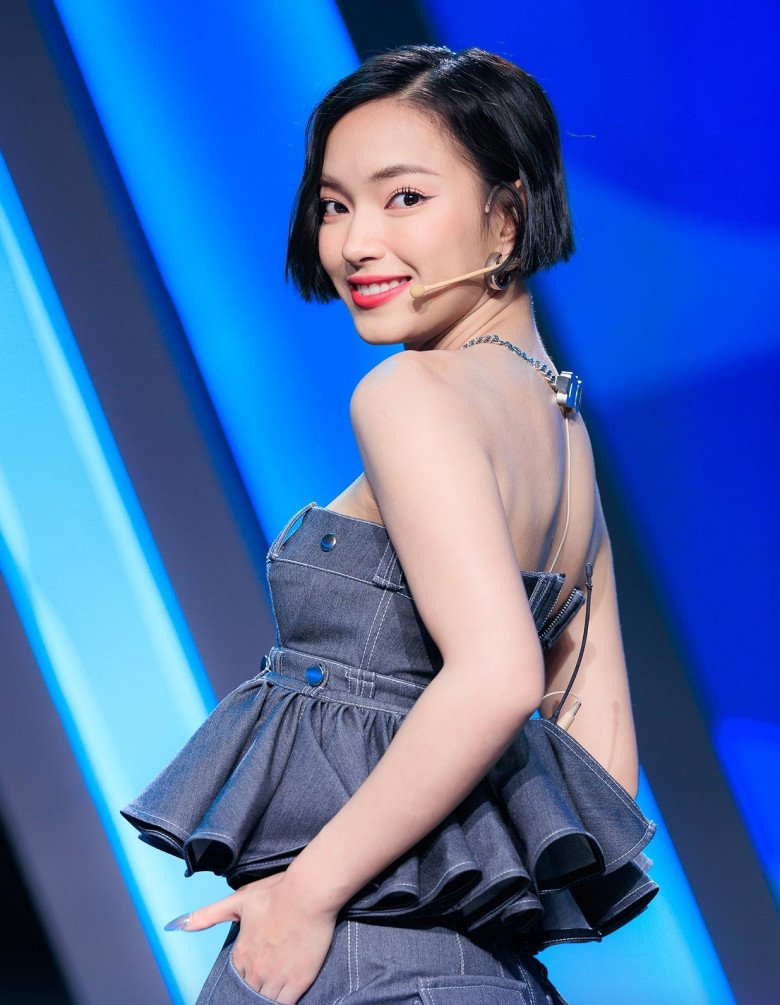 Châu Bùi khẳng định đang hạnh phúc trong tình yêu.