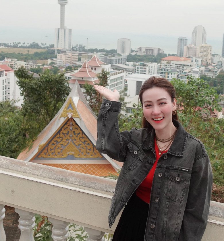 Mỹ nhân sinh năm 1985 hiện tại vẫn giữ được nhan sắc trẻ trung.