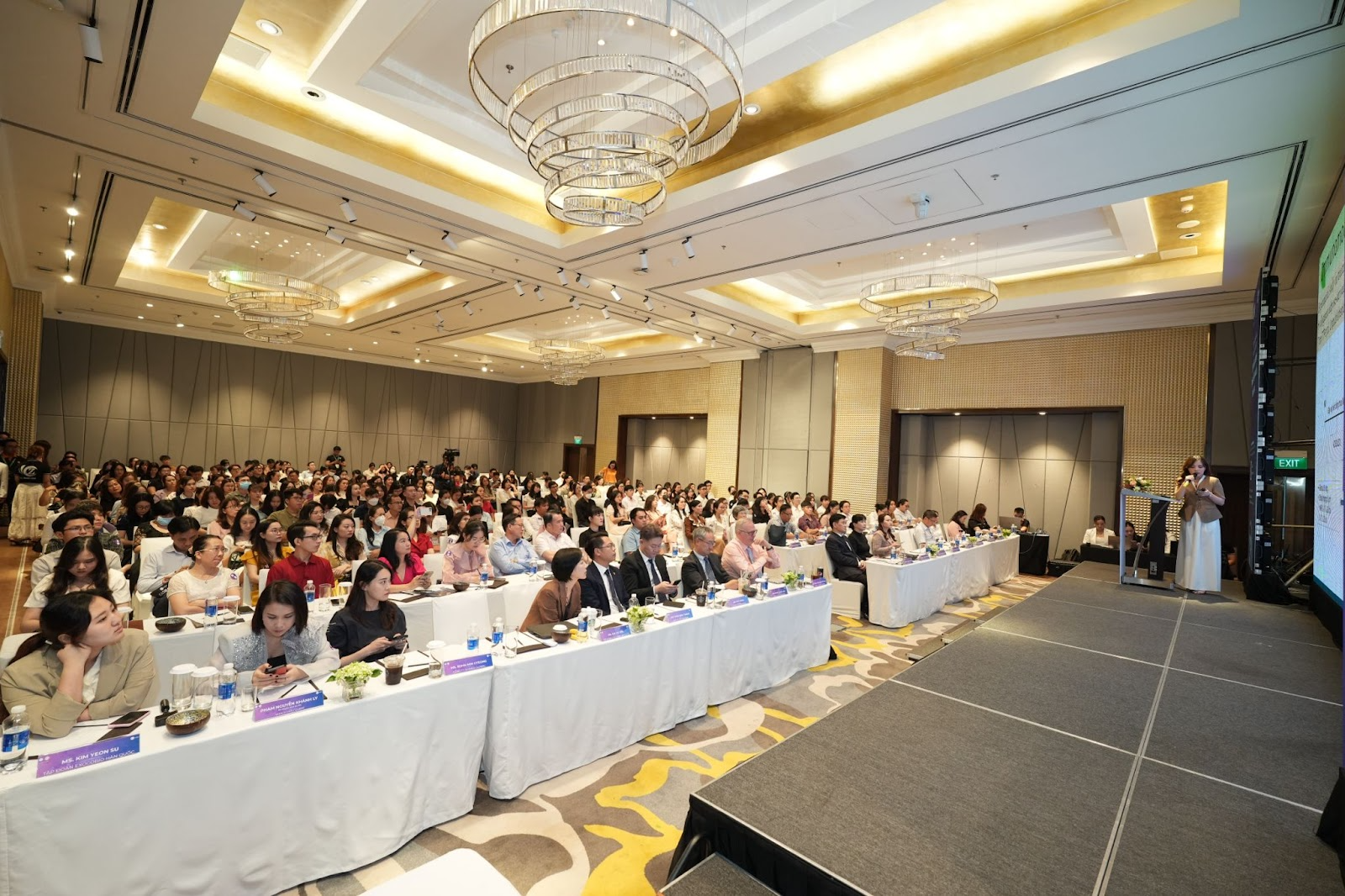 Buổi hội thảo cấp CME về Exosome đã thu hút hơn 300 Bác sĩ tham dự