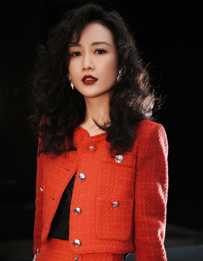 Vương Âu từ nữ diễn viên thực lực trở thành con ghẻ quốc dân.