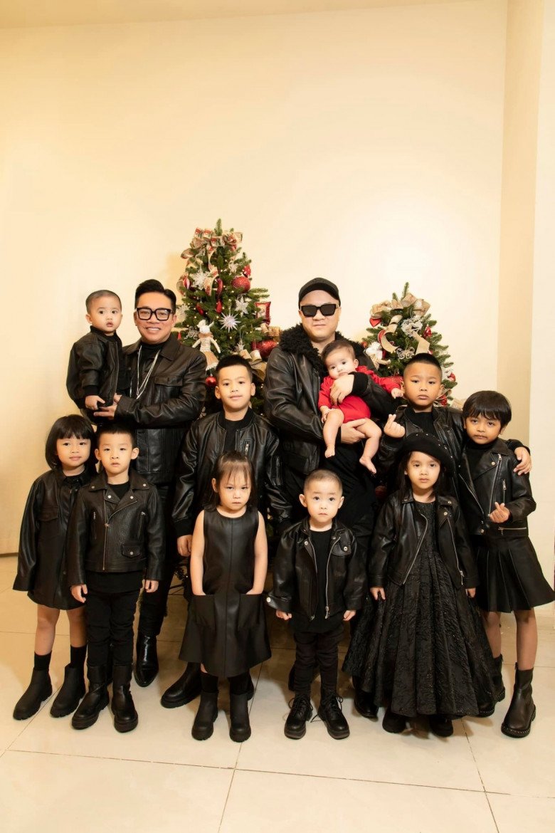  Nhận chăm sóc 10 người con, cuộc sống của Đỗ Mạnh Cường được đông đảo khán giả quan tâm.