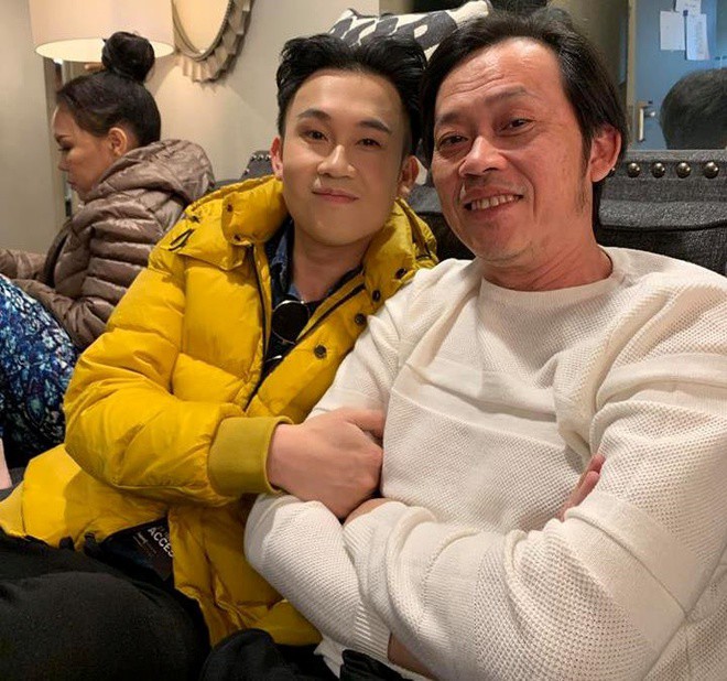 Sao Việt 24h: Con gái thứ 10 của Đỗ Mạnh Cường mắt tròn xoe xinh như búp bê, được bố nâng niu tựa công chúa - 9