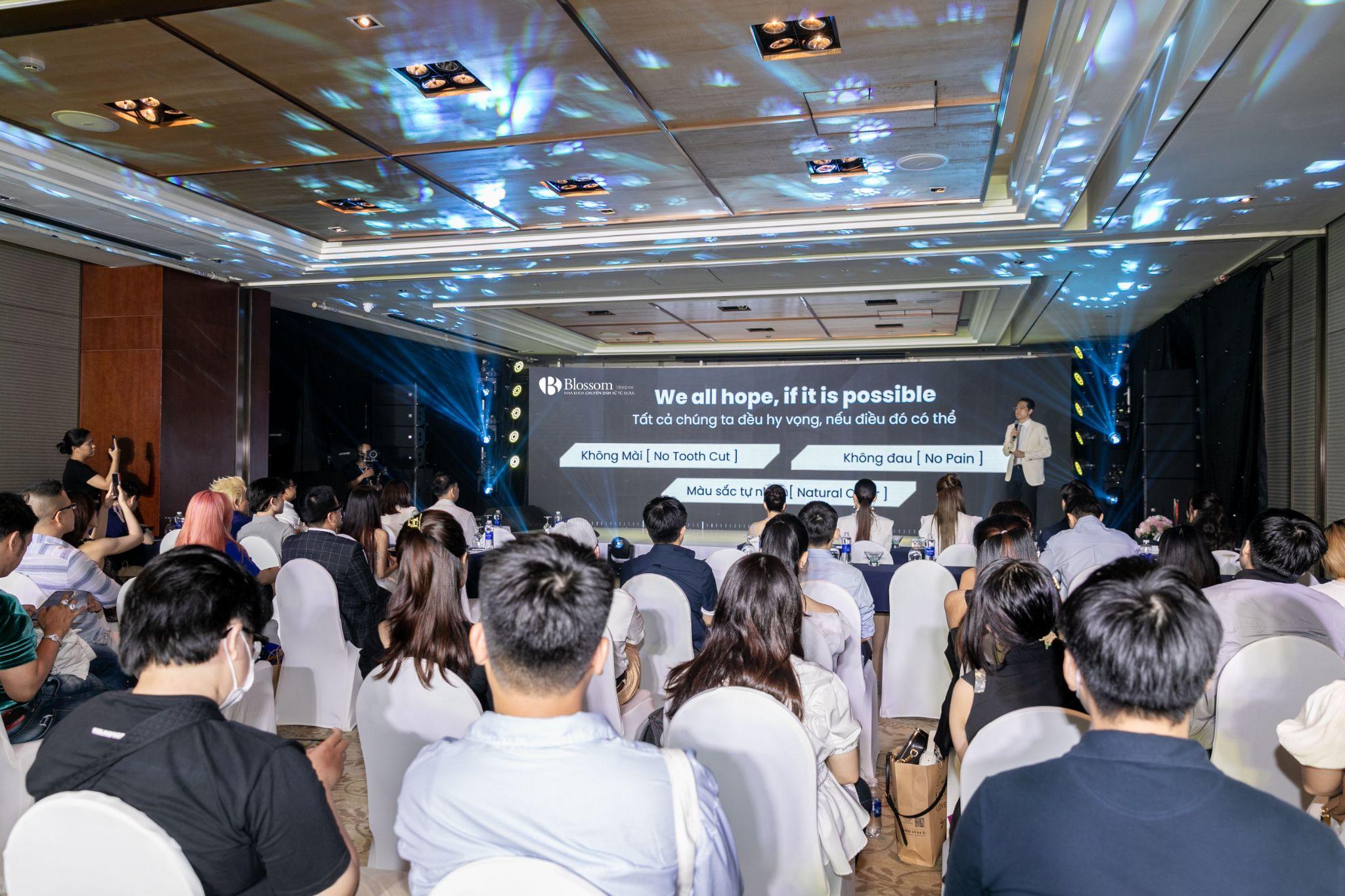 Nha khoa Blossom ra mắt dán sứ không mài Lamifilm được nhiều nghệ sĩ quan tâm - 2