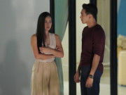 Làm vợ - Hơn 10 giờ tối đánh bạo nhờ chồng cũ tới sửa điều hòa, thấy thứ rơi ra trong túi anh tôi òa khóc